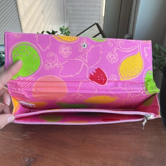 Vintage Lilly Pulitzer clutch - Picture 5 of 10